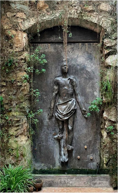 Espíritu Santo Fuente en pared de piedra y resina 4 metros